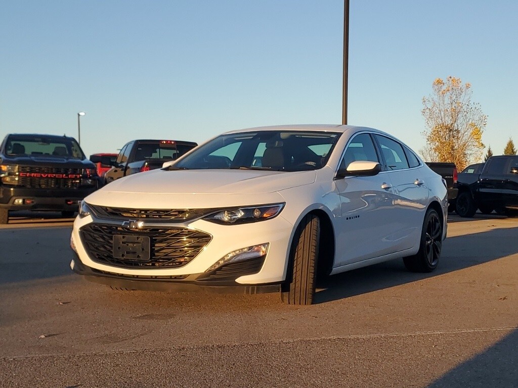 2023 Chevrolet Malibu 1LT photo 4