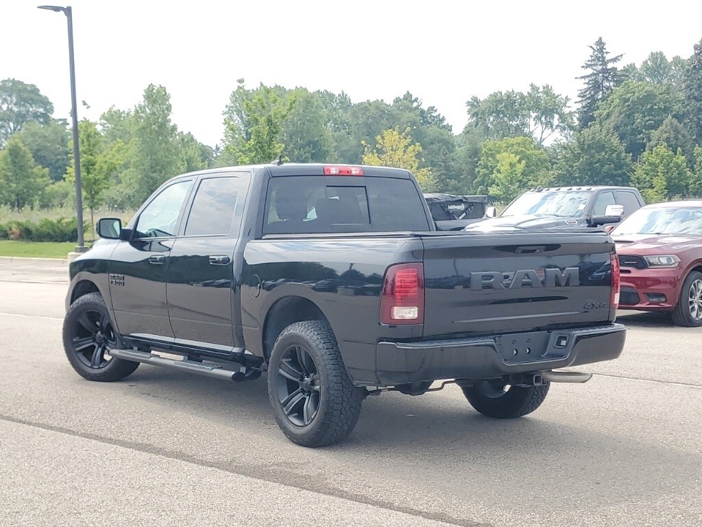 2017 Ram 1500 Sport photo 3