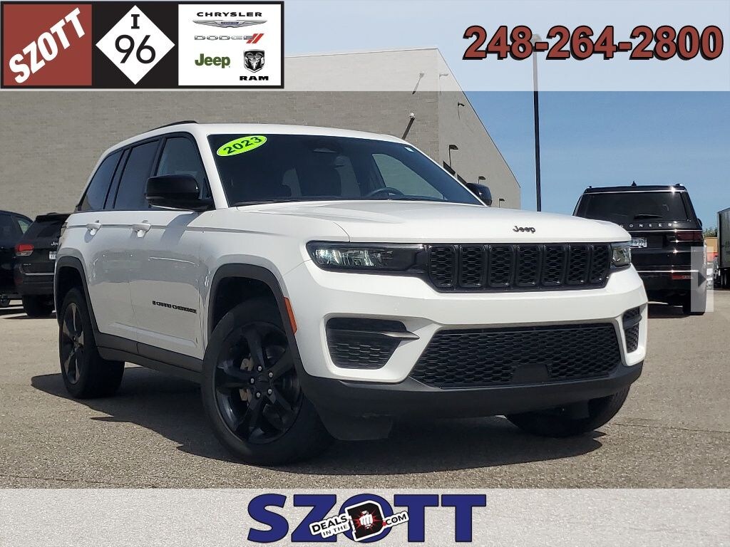 Used 2023 Jeep Grand Cherokee Altitude X SUV