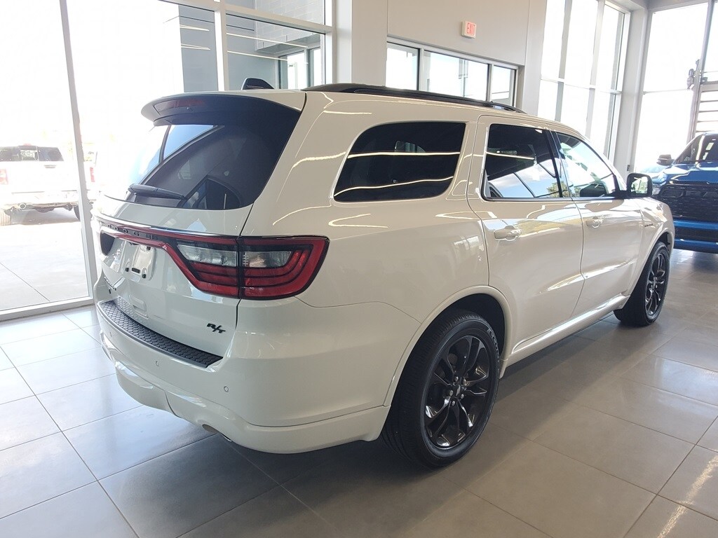 2025 Dodge Durango R/T Plus photo 2