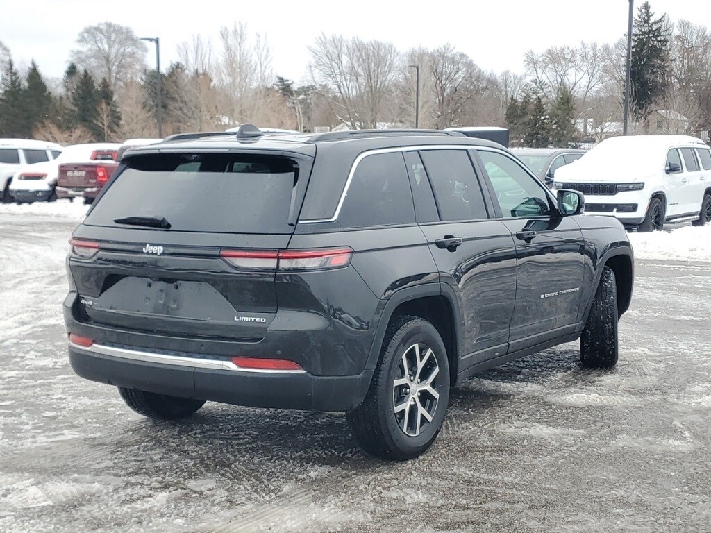 Used 2024 Jeep Grand Cherokee Limited SUV