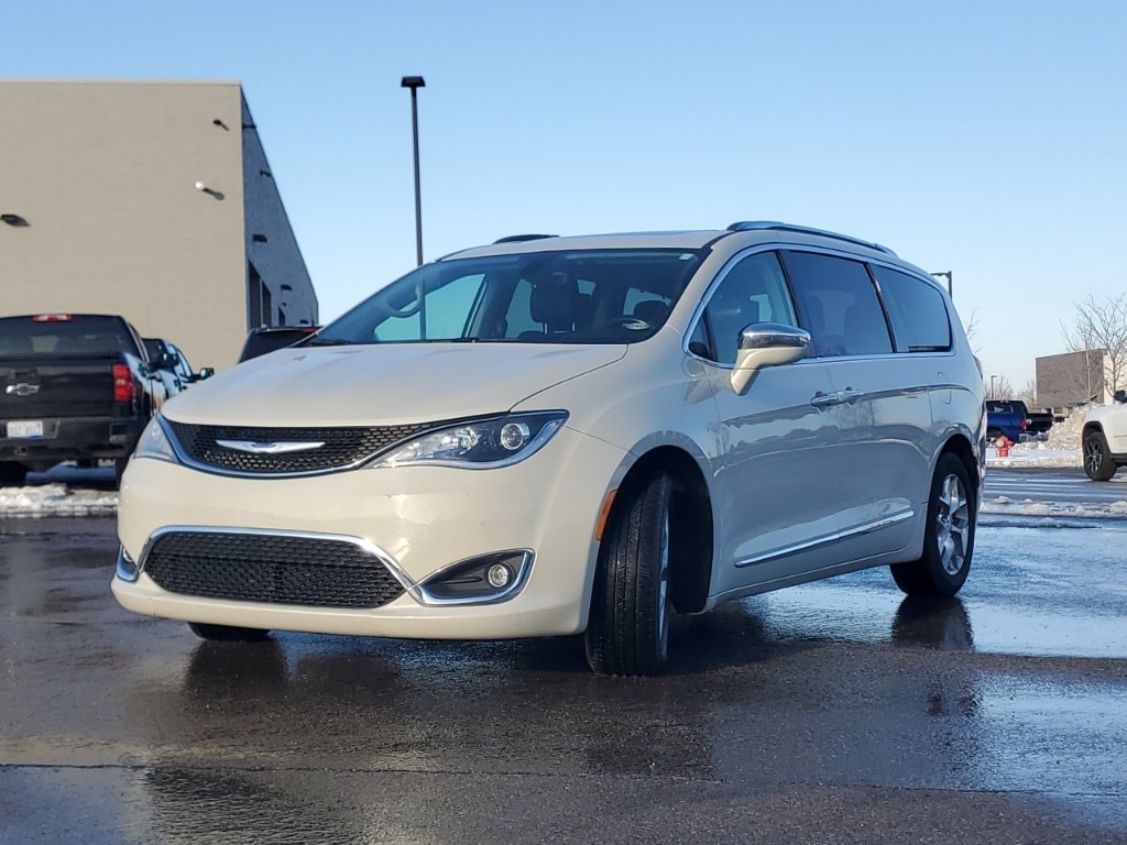 Used 2019 Chrysler Pacifica Limited Van Passenger Van