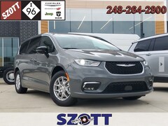 2025 Chrysler Pacifica Select Passenger Van