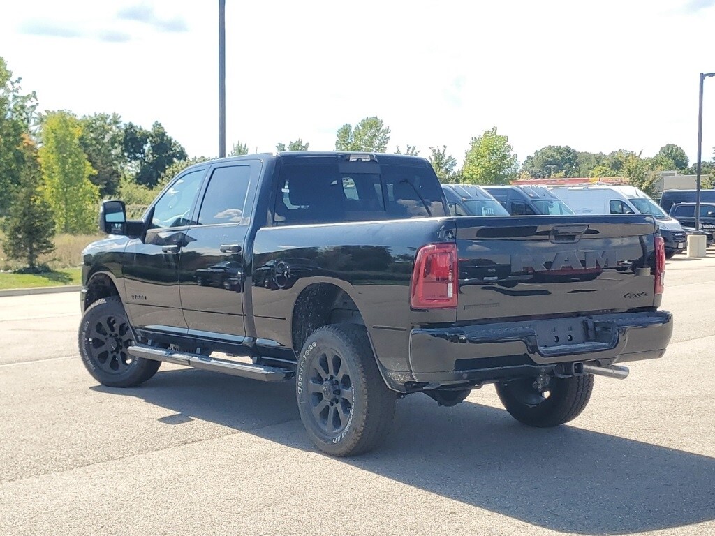 2026 Ram 2500 Big Horn photo 3