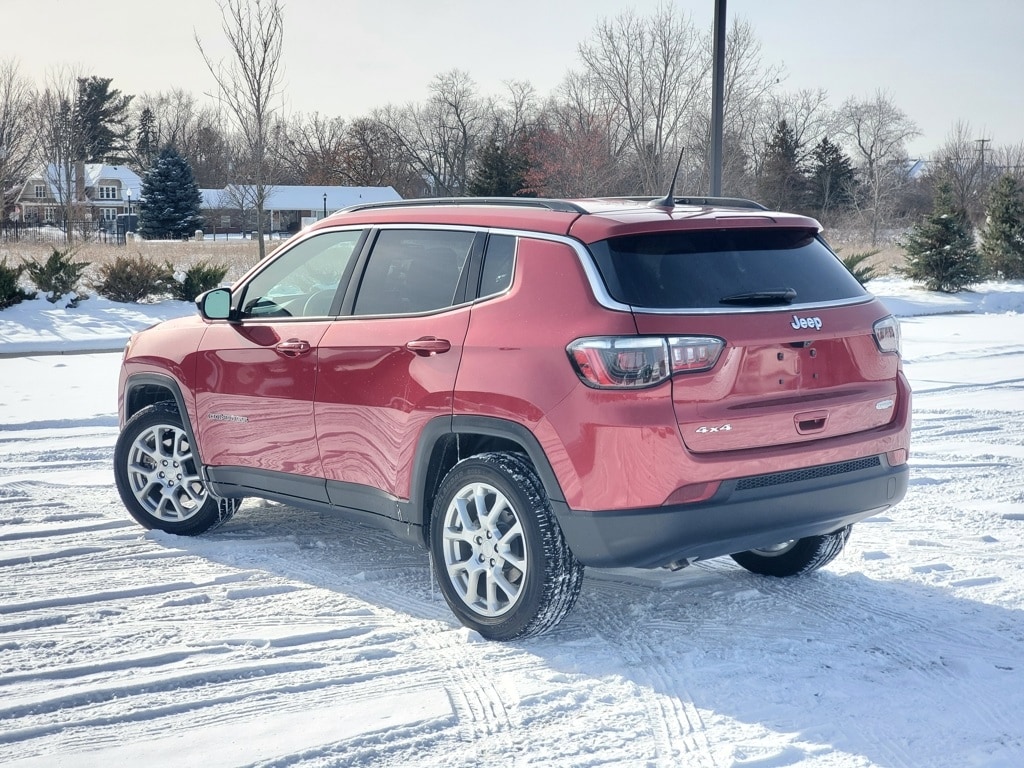 Used 2024 Jeep Compass Latitude Lux SUV