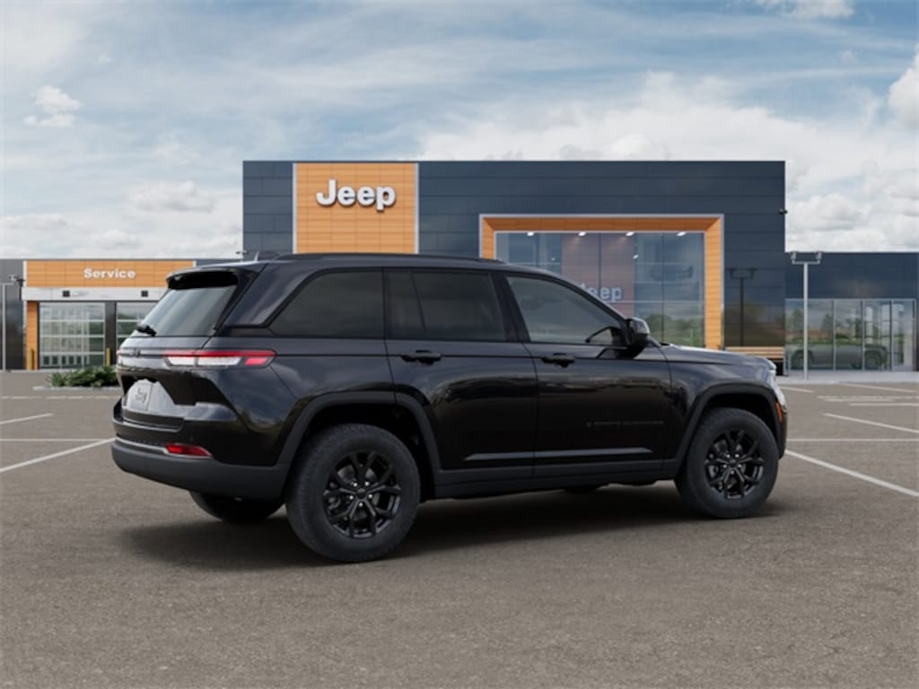 New 2025 Jeep Grand Cherokee Laredo Sport Utility