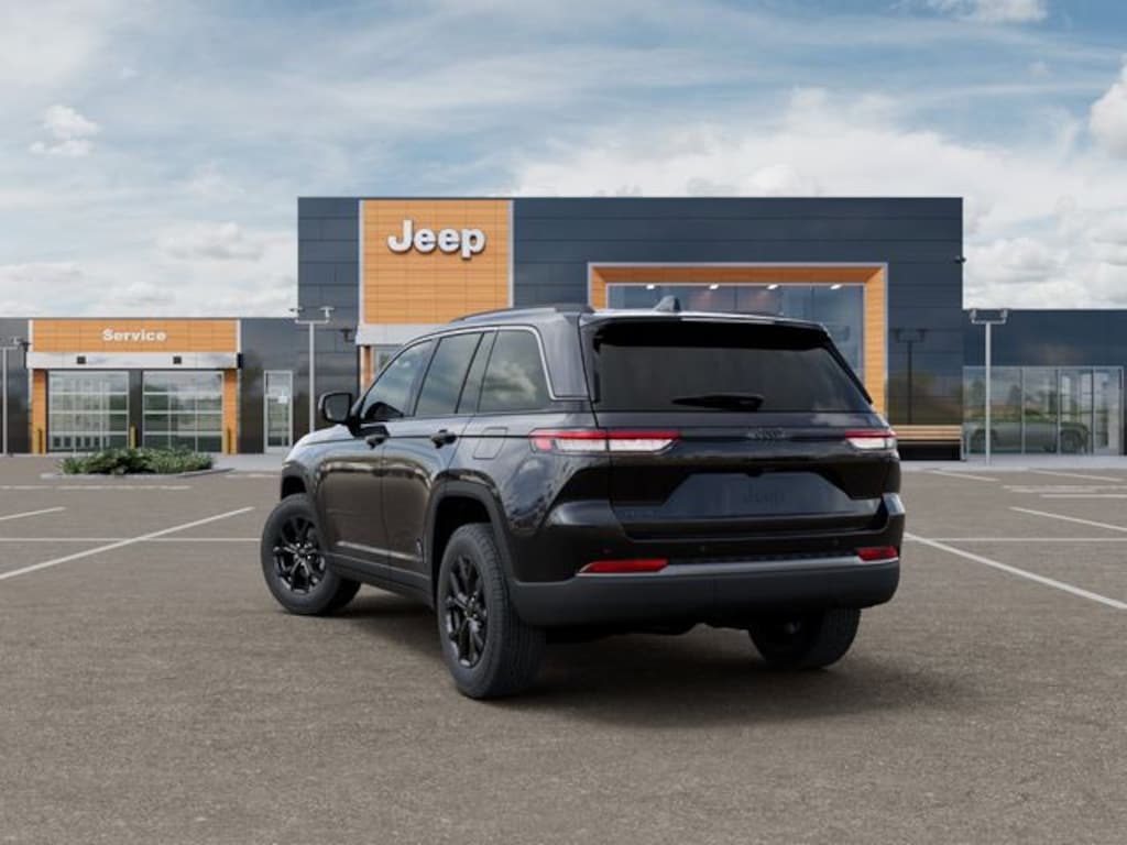 New 2026 Jeep Grand Cherokee Laredo Altitude Sport Utility
