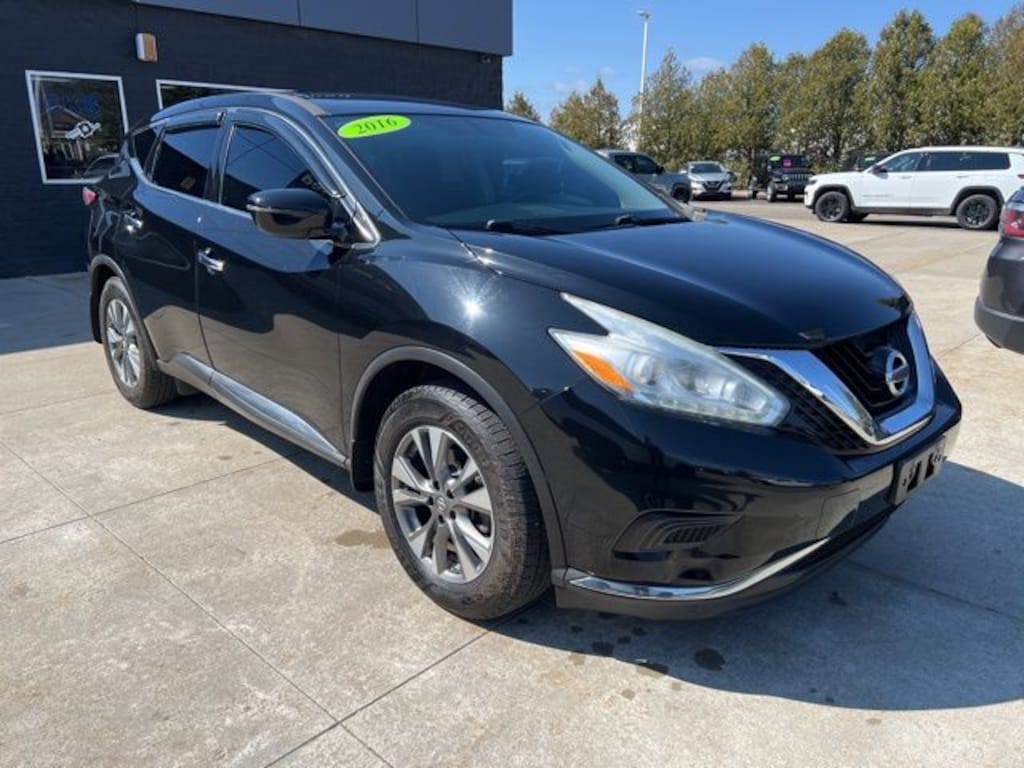 Used 2016 Nissan Murano S SUV