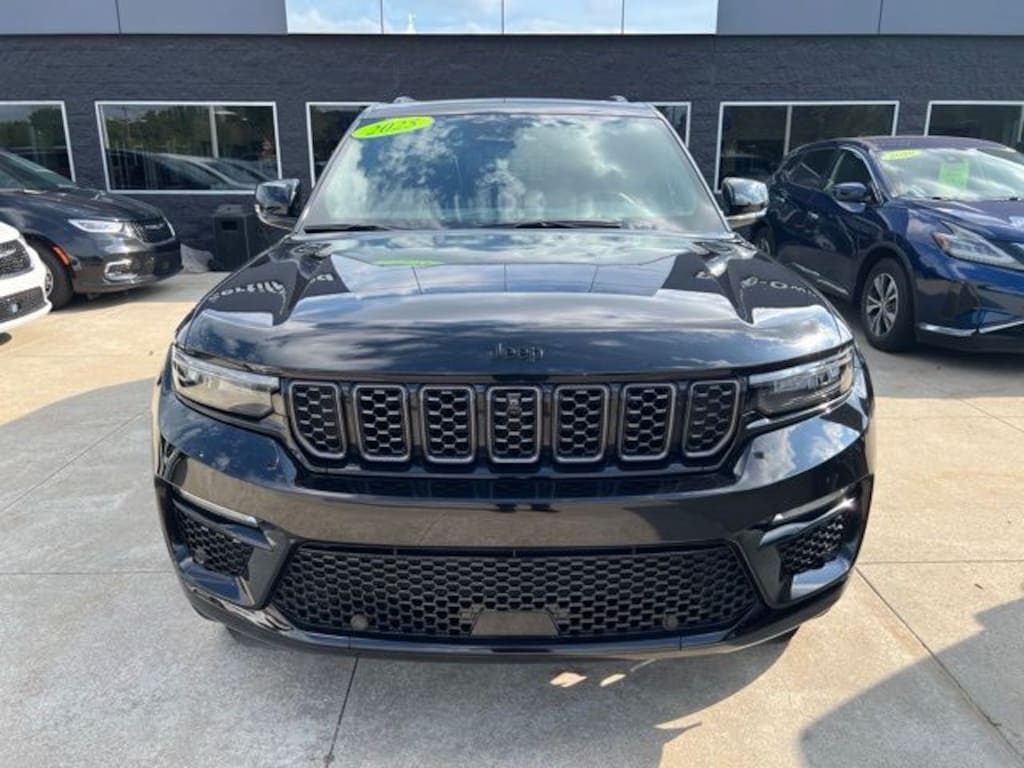 Certified 2025 Jeep Grand Cherokee Summit SUV