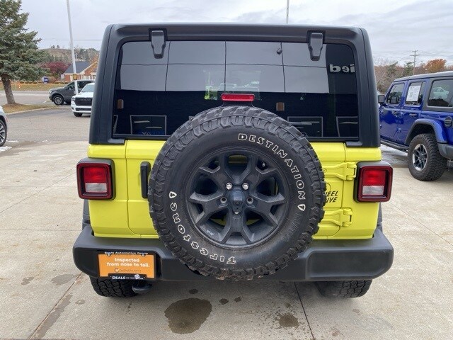 2023 Jeep Wrangler Willys photo 4