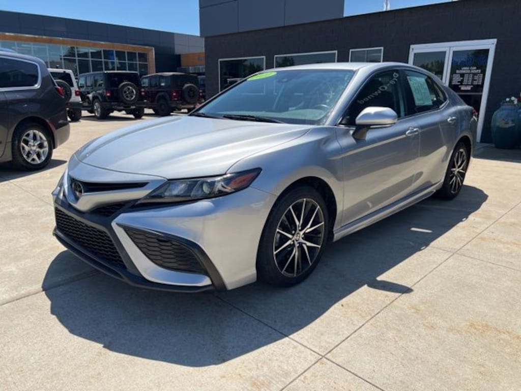 Certified 2022 Toyota Camry SE Sedan