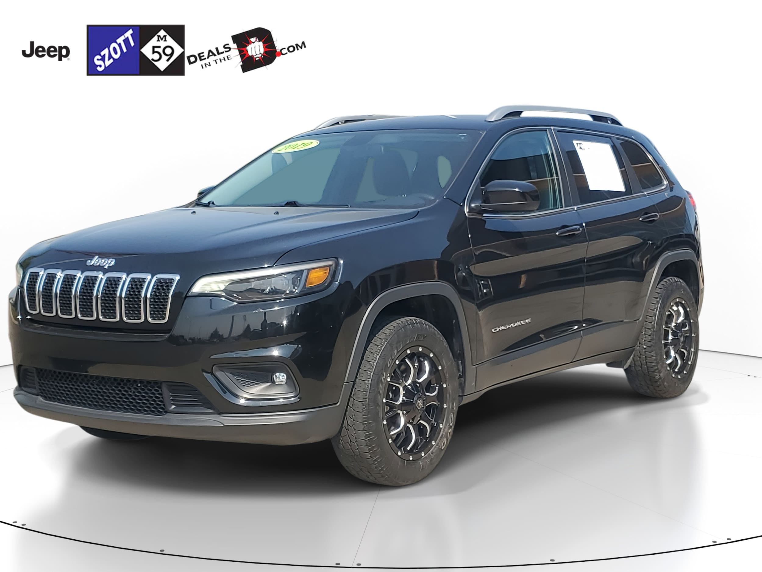 Used 2019 Jeep Cherokee Latitude Plus with VIN 1C4PJMLB8KD194563 for sale in White Lake, MI