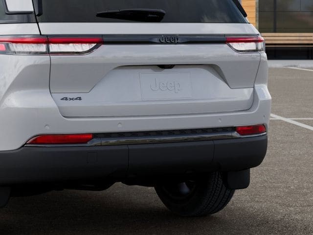 2025 Jeep Grand Cherokee Altitude - Photo 13