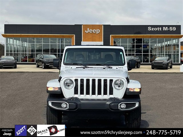 Used 2022 Jeep Gladiator Overland with VIN 1C6HJTFG2NL181783 for sale in White Lake, MI