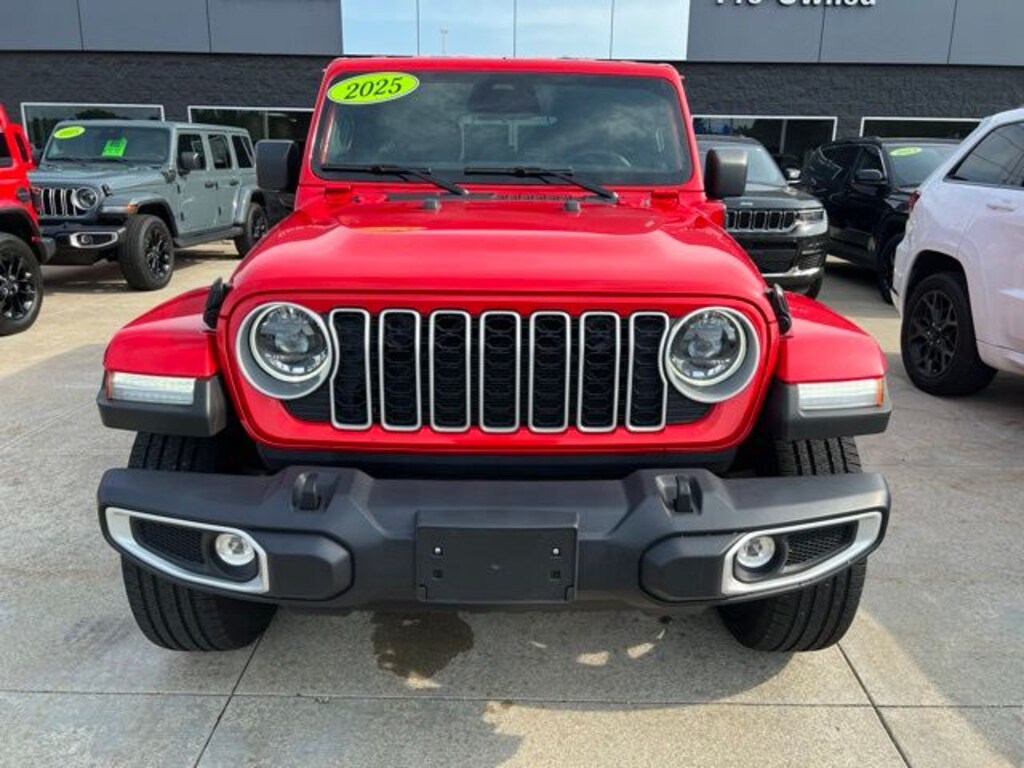 Used 2025 Jeep Wrangler Sahara 4xe SUV
