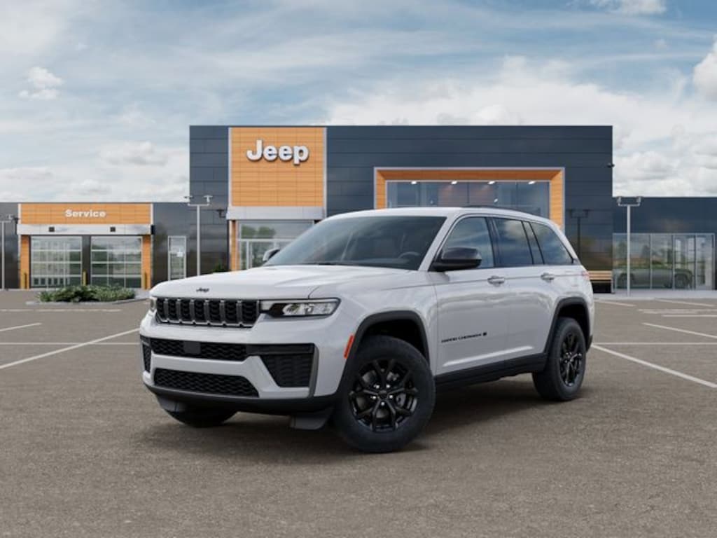 New 2026 Jeep Grand Cherokee Laredo Altitude Sport Utility