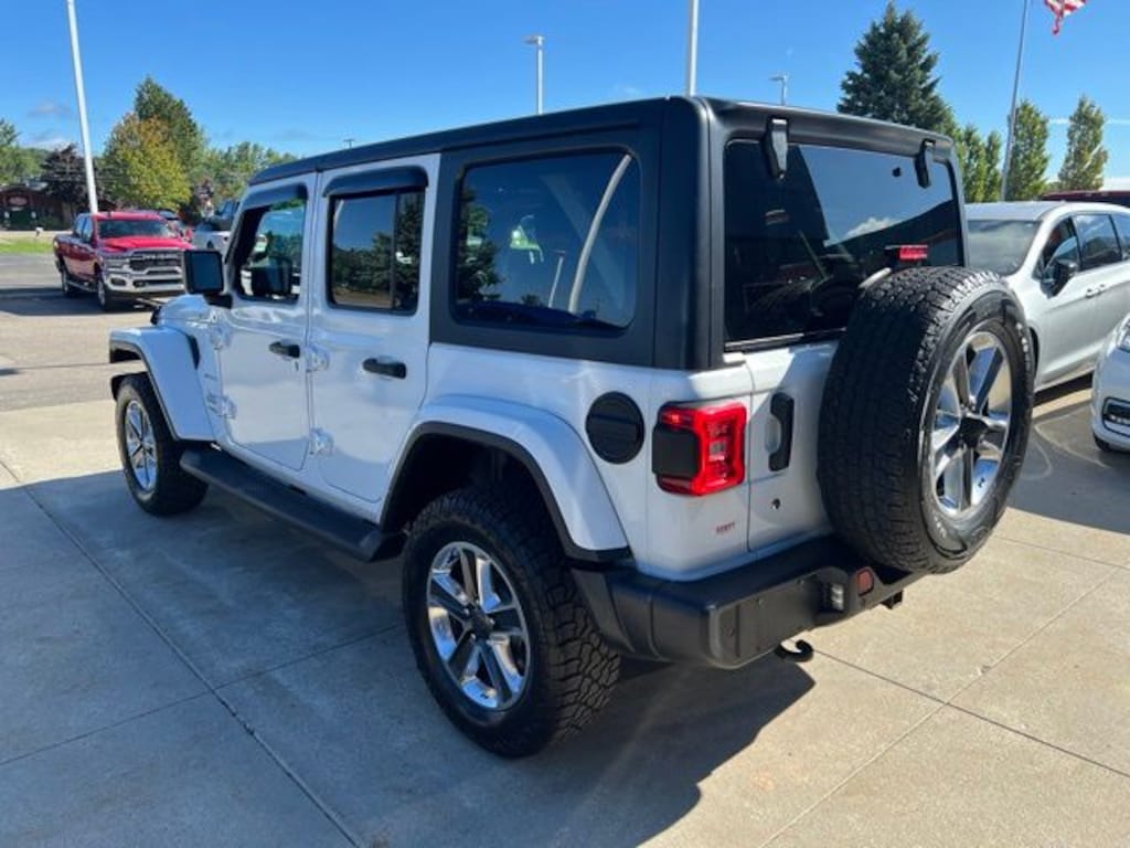 Used 2020 Jeep Wrangler Unlimited Sahara SUV