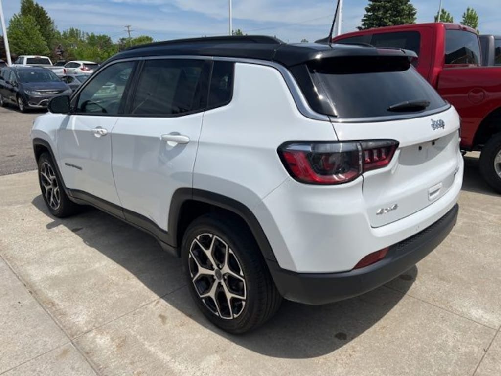 Certified 2025 Jeep Compass Limited SUV