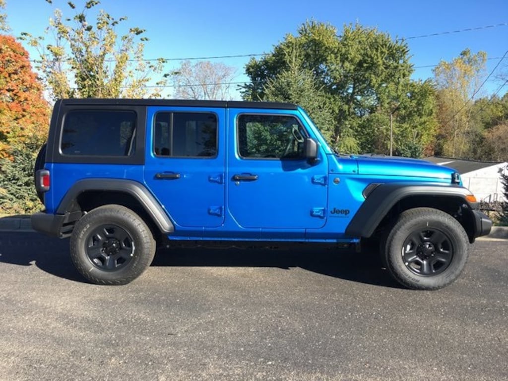 New 2026 Jeep Wrangler Sahara Sport Utility