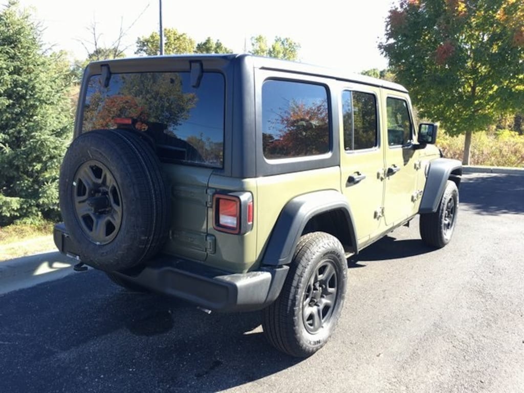 New 2026 Jeep Wrangler Sahara Sport Utility