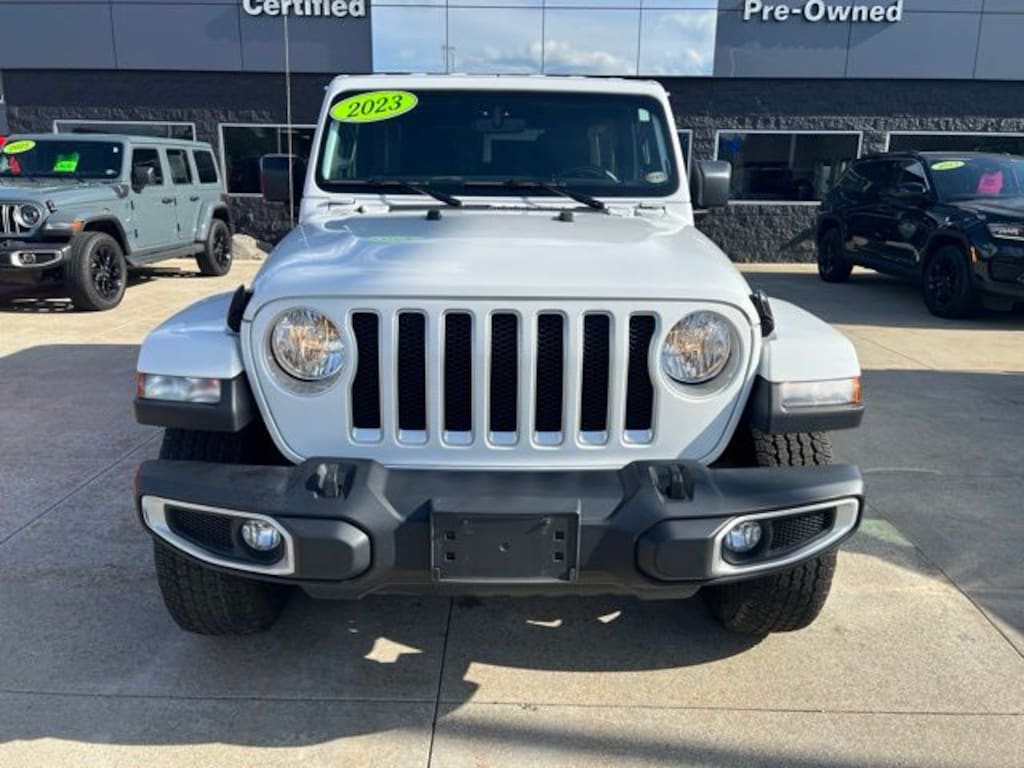 Used 2023 Jeep Wrangler Sahara SUV