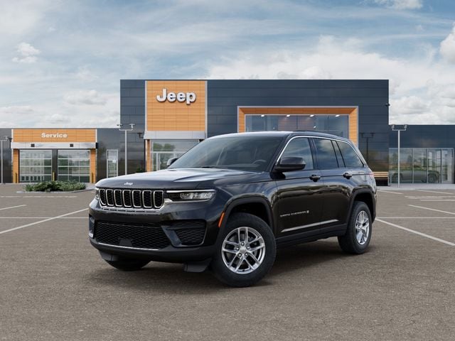 2026 Jeep Grand Cherokee Laredo X 4x4's photo