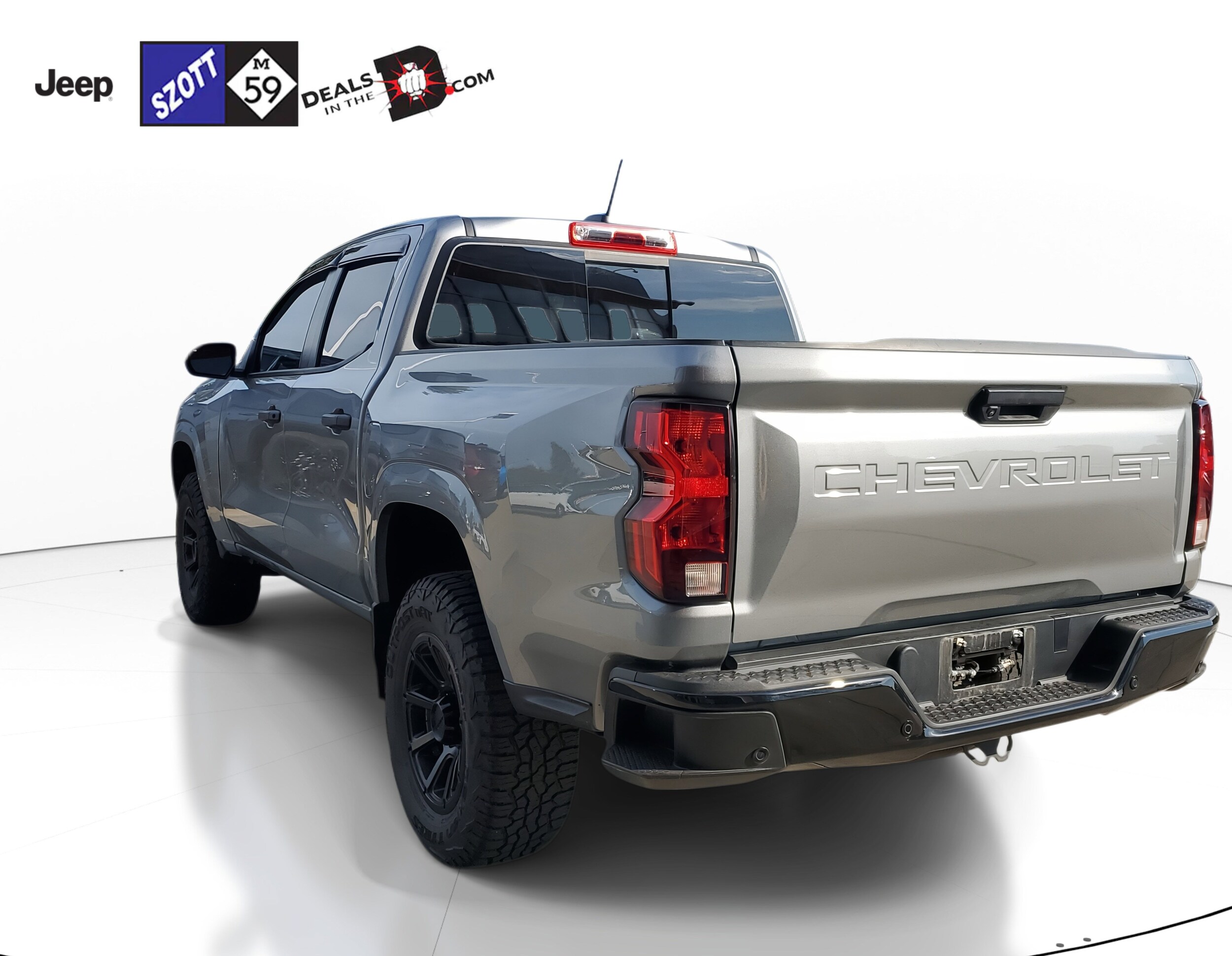 2023 Chevrolet Colorado Work Truck photo 3