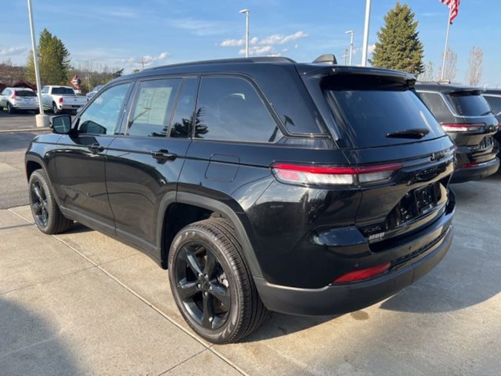 Certified 2025 Jeep Grand Cherokee Limited SUV