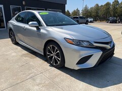 Used 2019 Toyota Camry SE Sedan For Sale in Highland, MI