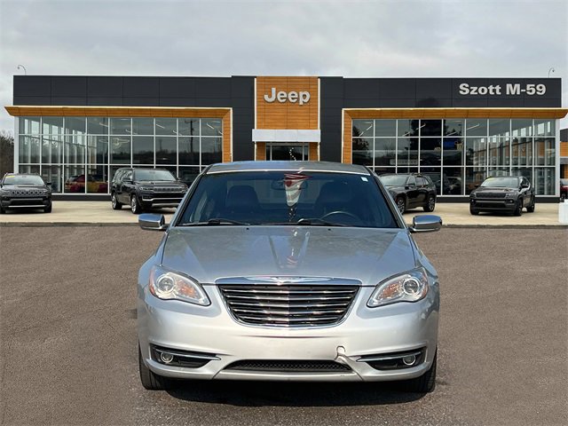 Used 2012 Chrysler 200 Limited with VIN 1C3CCBCG5CN240326 for sale in White Lake, MI