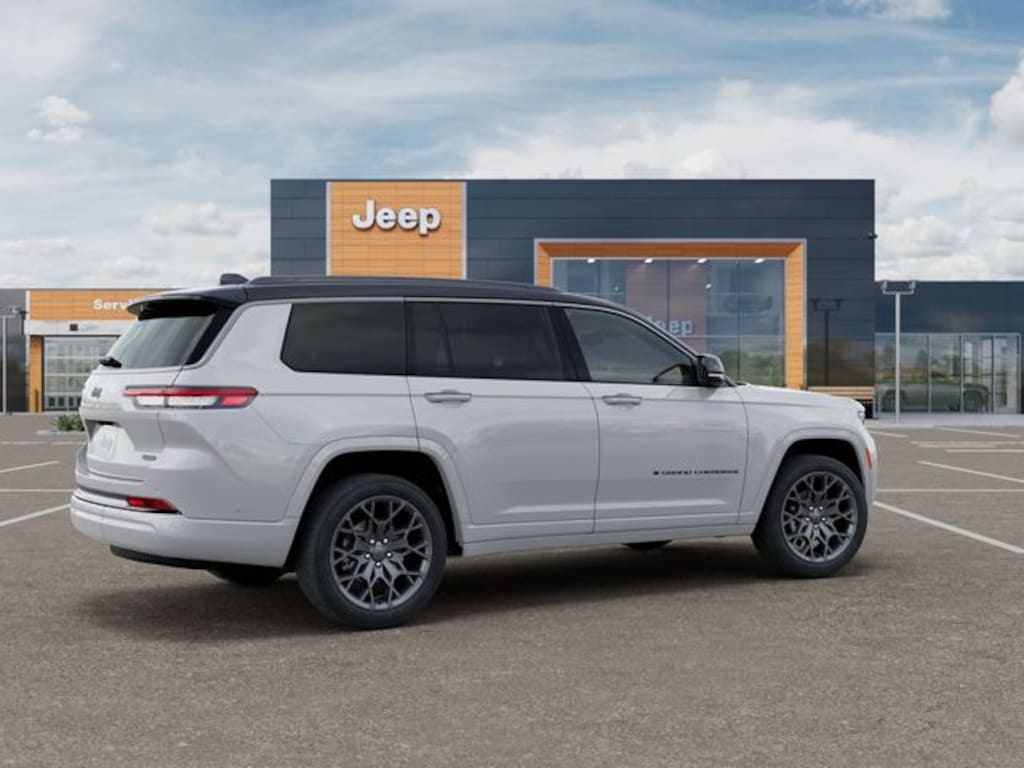 New 2026 Jeep Grand Cherokee L Summit Sport Utility