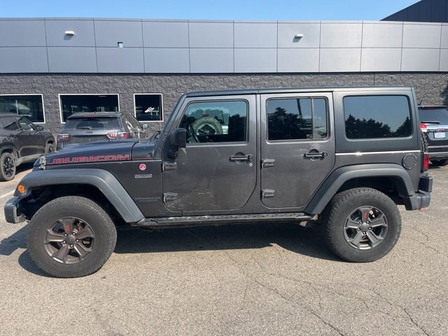 Used 2017 Jeep Wrangler Unlimited Rubicon Recon with VIN 1C4HJWFG8HL638224 for sale in White Lake, MI