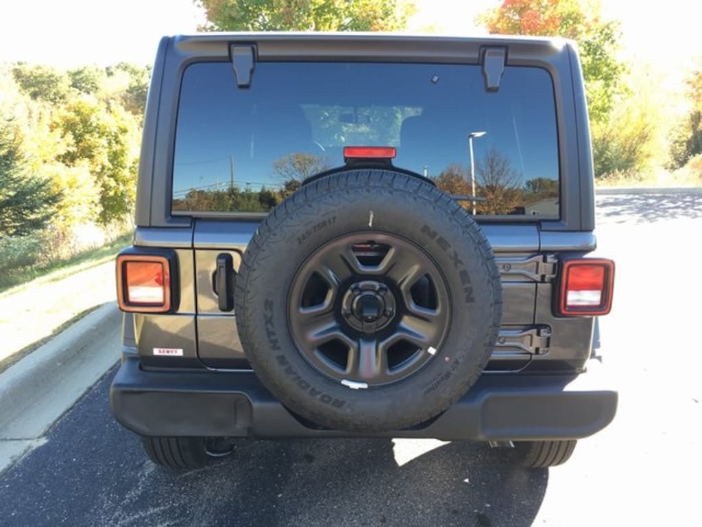 New 2026 Jeep Wrangler Sahara Sport Utility