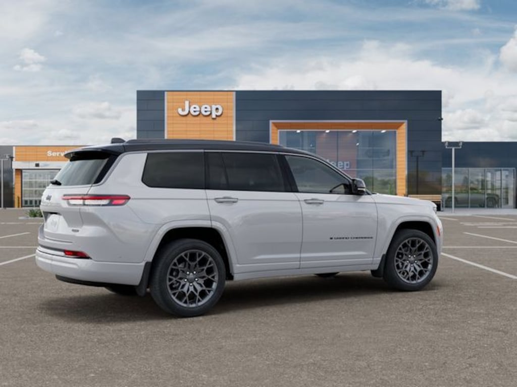 New 2026 Jeep Grand Cherokee L Summit Sport Utility