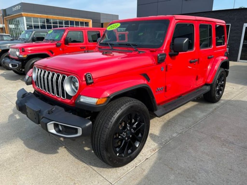 Used 2025 Jeep Wrangler Sahara 4xe SUV
