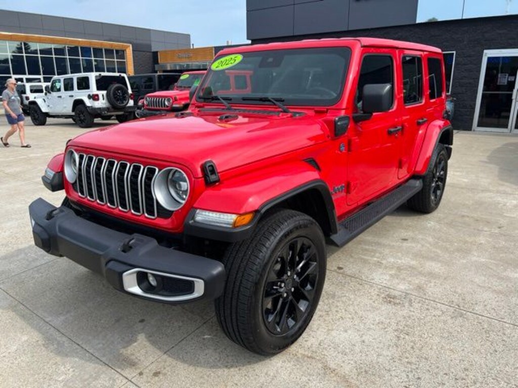 Certified 2025 Jeep Wrangler Sahara 4xe SUV