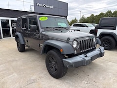 Used 2018 Jeep Wrangler JK Unlimited Sport SUV for sale in Highland MI