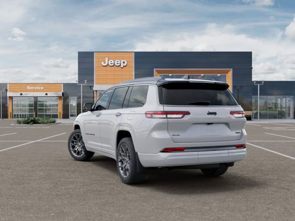 New 2026 Jeep Grand Cherokee L Summit Sport Utility
