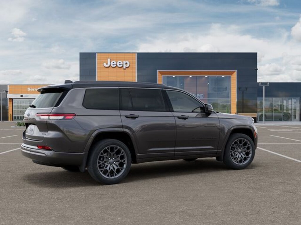 New 2026 Jeep Grand Cherokee L Summit Sport Utility