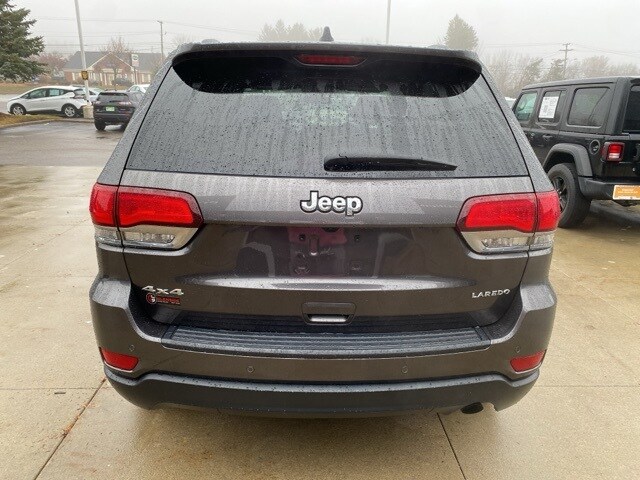 2020 Jeep Grand Cherokee Laredo E photo 4