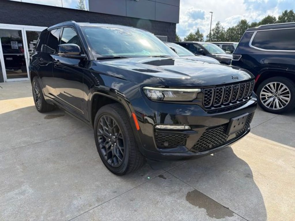 Certified 2025 Jeep Grand Cherokee Summit SUV