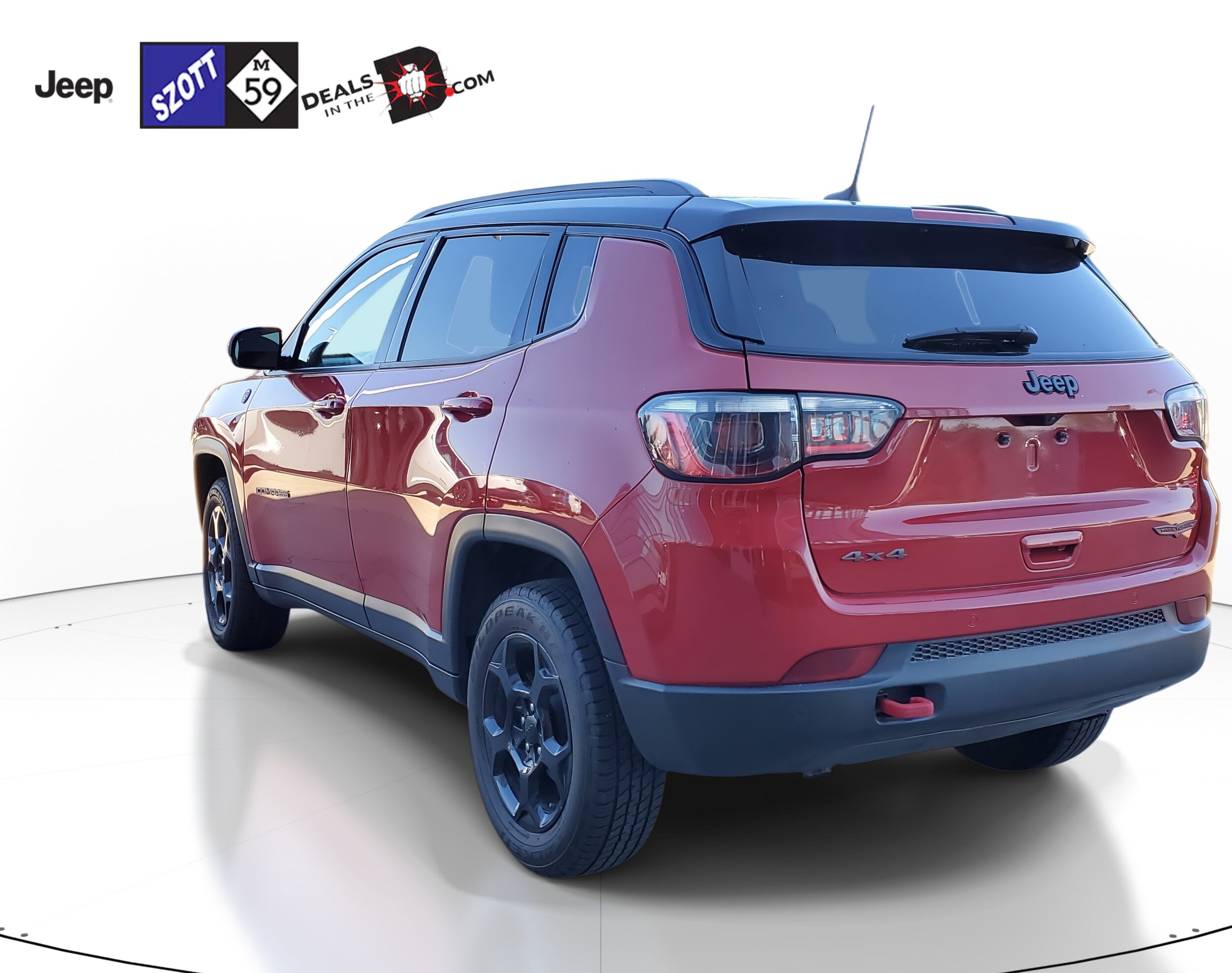 2023 Jeep Compass Trailhawk photo 2
