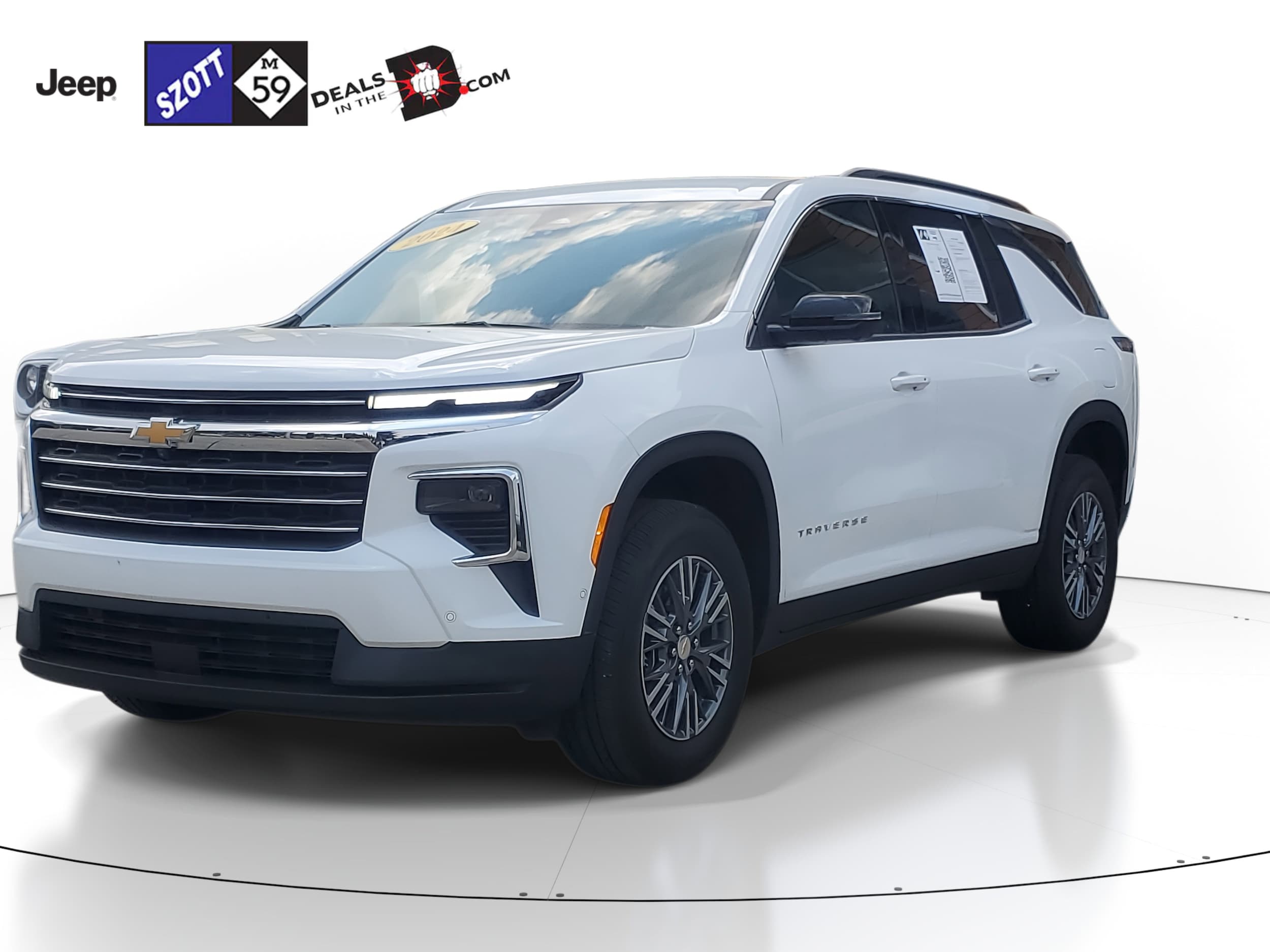 Used 2024 Chevrolet Traverse 2LT with VIN 1GNEVGKS8RJ239356 for sale in White Lake, MI