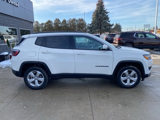 Used 2019 Jeep Compass Latitude with VIN 3C4NJDBB2KT767668 for sale in White Lake charter Township, MI