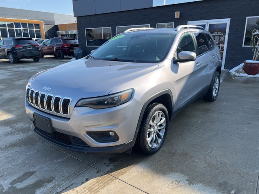 Used 2021 Jeep Cherokee Latitude Lux SUV