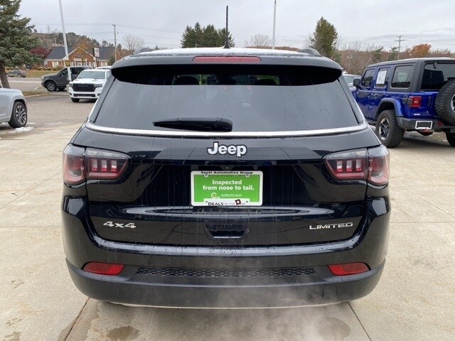 2023 Jeep Compass Limited photo 4