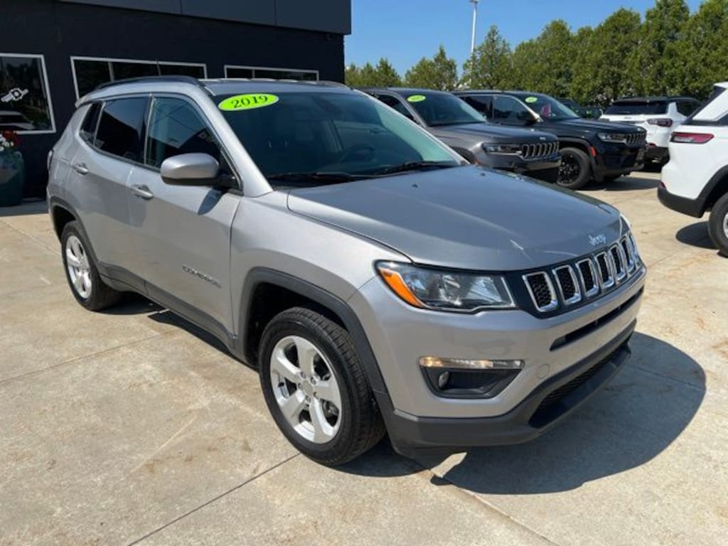 Certified 2019 Jeep Compass Latitude SUV