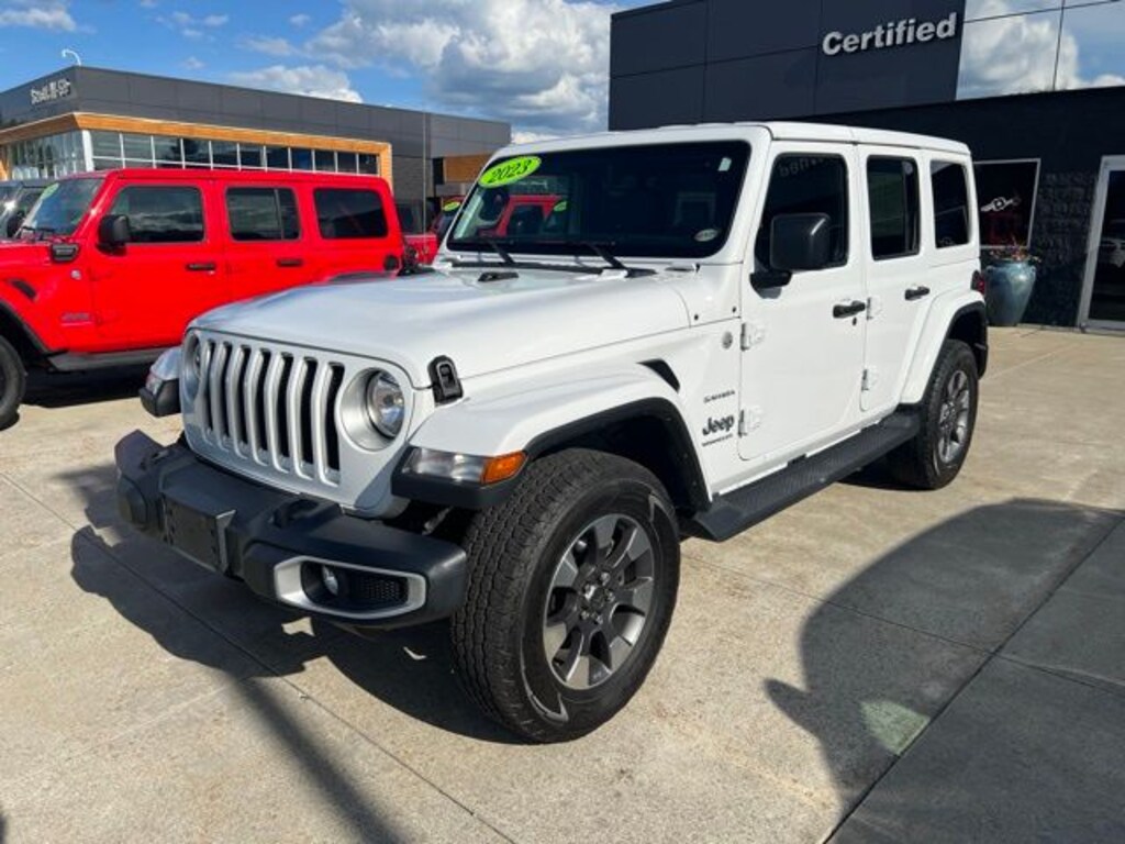 Used 2023 Jeep Wrangler Sahara SUV