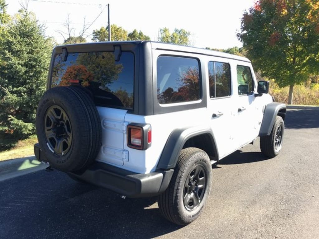 New 2026 Jeep Wrangler Sahara Sport Utility