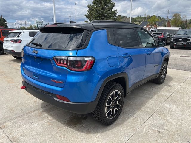 2025 Jeep Compass Trailhawk - Photo 6